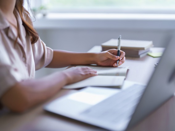 woman working on laptop